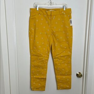 Old Navy Yellow Floral Women's Pixie Pants